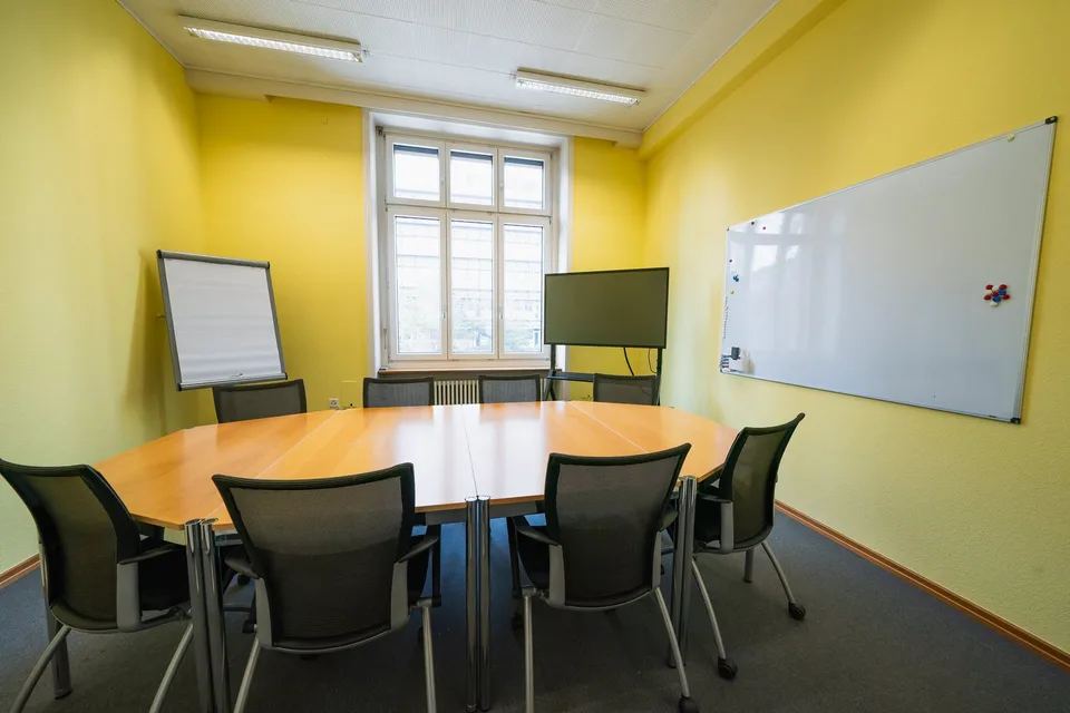 PRIVATE OFFICES (ab 10m2) MIT ALLEM AB CHF 549 - OHNE DEPOT! – Foto 22 von 30
