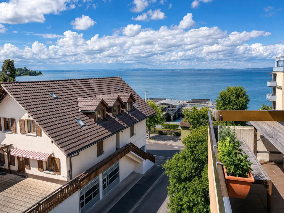Helle 2.5-Zimmer-Wohnung mit Balkon und Seesicht in Rorschach – Foto 9 von 12