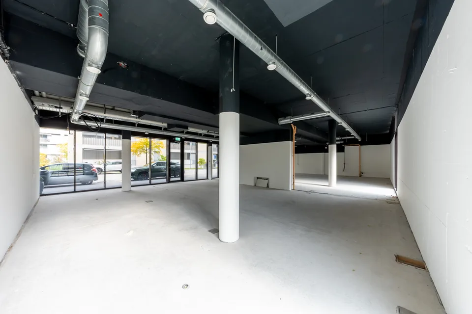 103m2 à 230m2 d'espace commercial/bureaux à louer directement à la gare – photo 7 sur 10