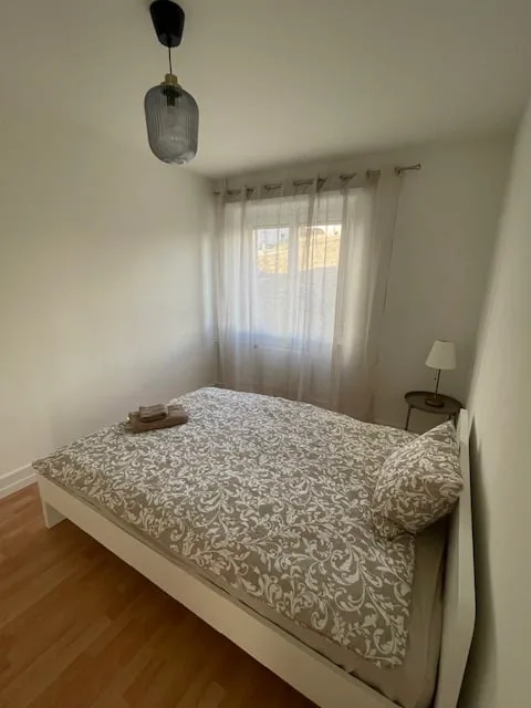 Vier-Zimmer-Wohnung möbliert und renoviert in La Chaux-de-Fonds