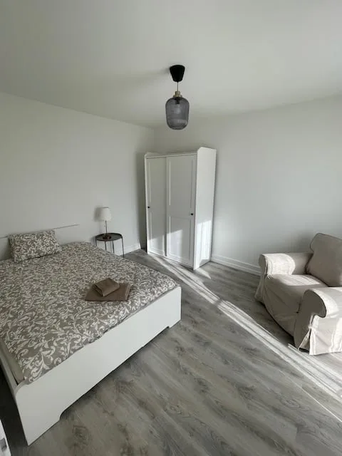 Appartement 4 pièces meublé et rénové à La Chaux-de-Fonds