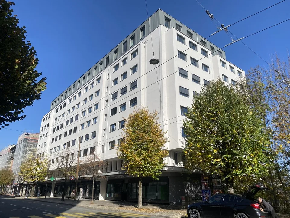 Grand bureau de 125m2 à louer situé au Boulevard de Pérolles 32