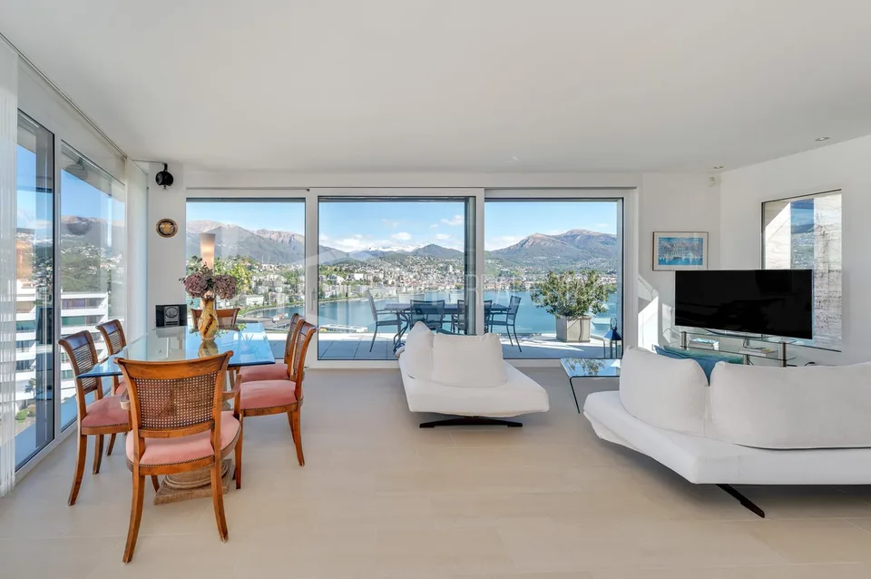 Appartement spacieux de 4.5 pièces avec vue imprenable sur le lac à Paradiso