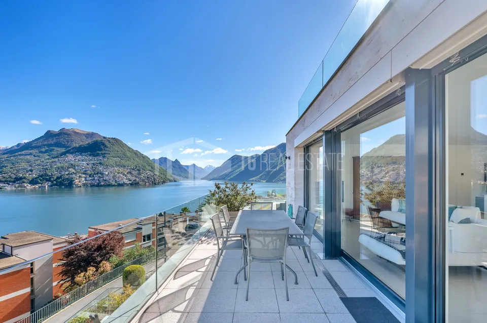 Appartement spacieux de 4.5 pièces avec vue imprenable sur le lac à Paradiso