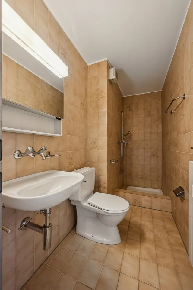 4.5-Zimmer-Wohnung an zentraler Lage zu vermieten – Foto 10 von 11
