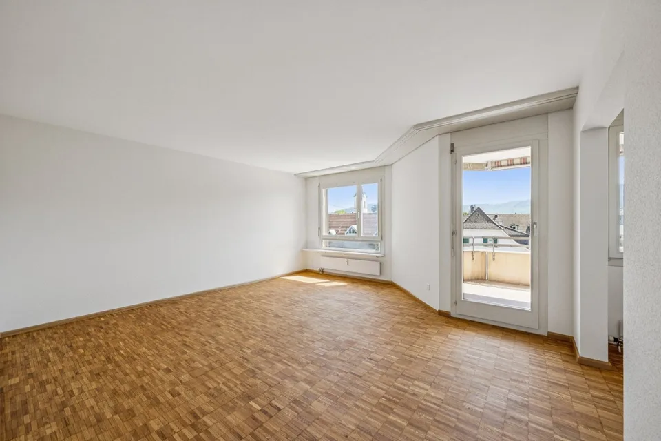 4.5-Zimmer-Wohnung an zentraler Lage zu vermieten
