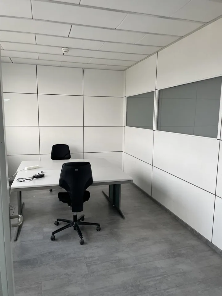 Moderne Büro-/Gewerbefläche in Muttenz zu vermieten - ca. 485m2 (Farnsburgerstrasse 8)
