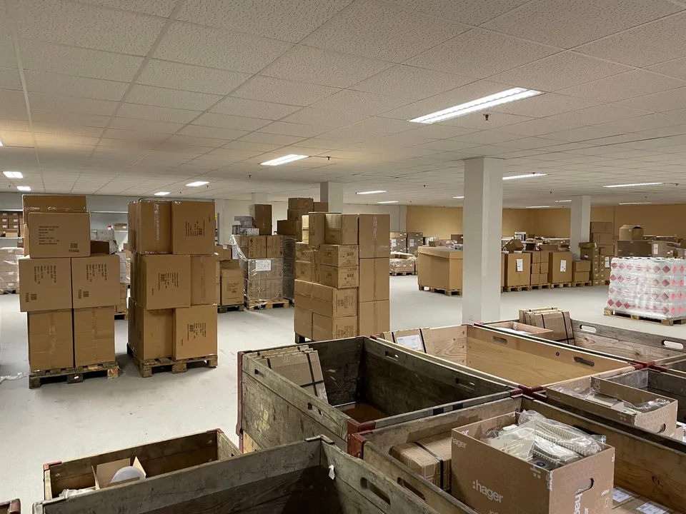 Loyer d'entrepôts et d'espaces de montage à 2557 Studen/BE - Meilleurs prix