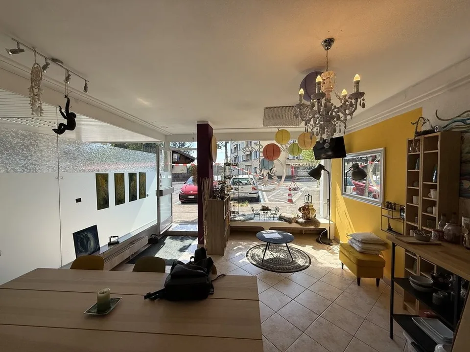 A saisir ! Arcade commerciale proche de toutes commodités