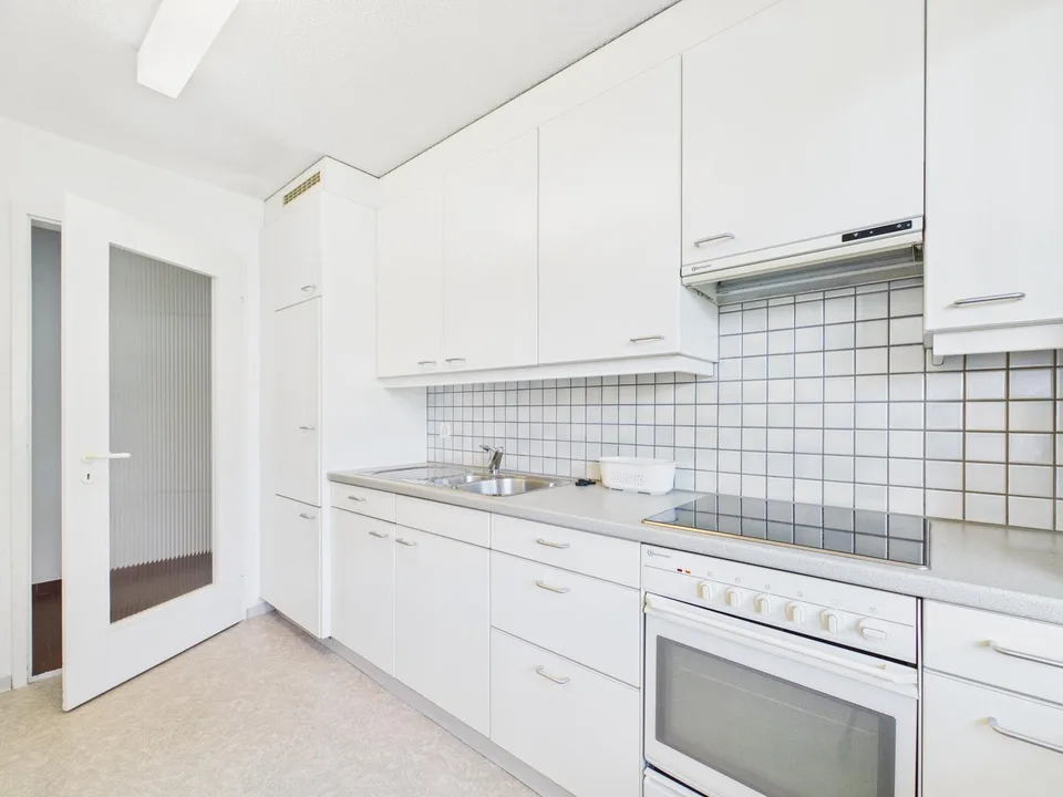 Incantevole appartamento 2 locali con balcone a Zürich-Witikon – foto 10 di 17