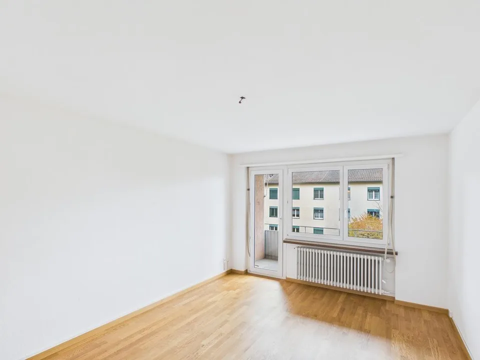 Charmante 2-Zimmer-Wohnung mit Balkon in Zürich-Witikon