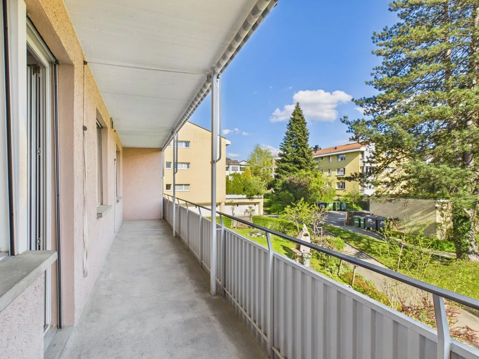 Incantevole appartamento 2 locali con balcone a Zürich-Witikon – foto 14 di 17
