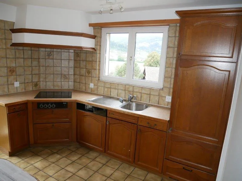 Incantevole appartamento maisonette 4.5 locali con balcone e camino a Ulisbach