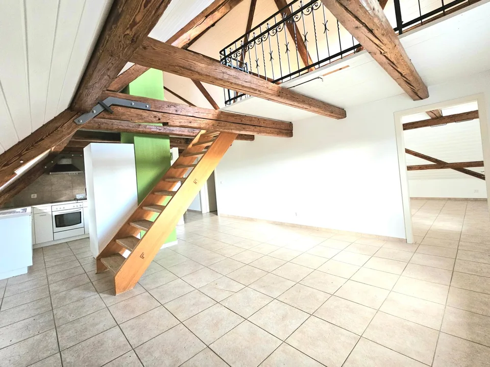 4.5 Zimmer-Maisonettewohnung im Riegelbau-Stil