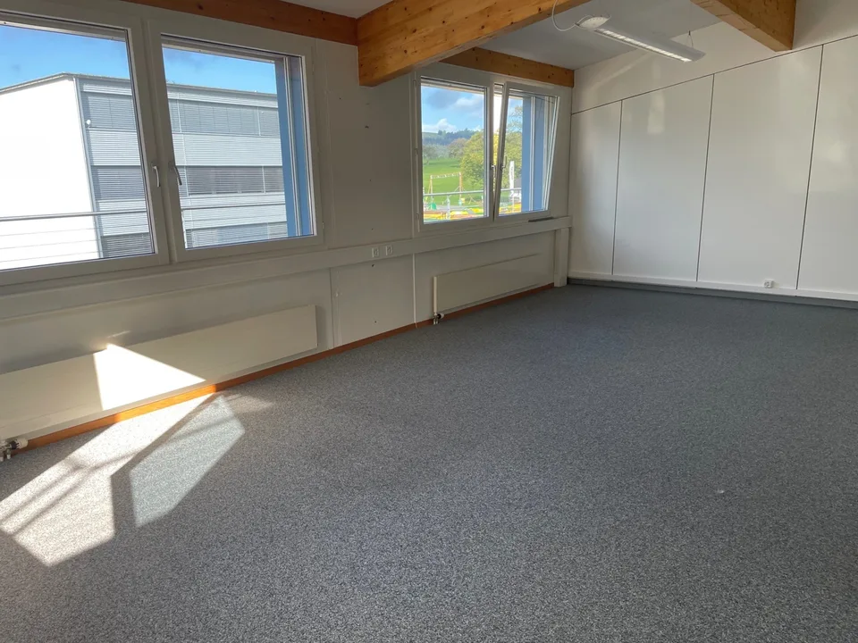 Spazi ufficiali 35 m2 al piano superiore – foto 6 di 12