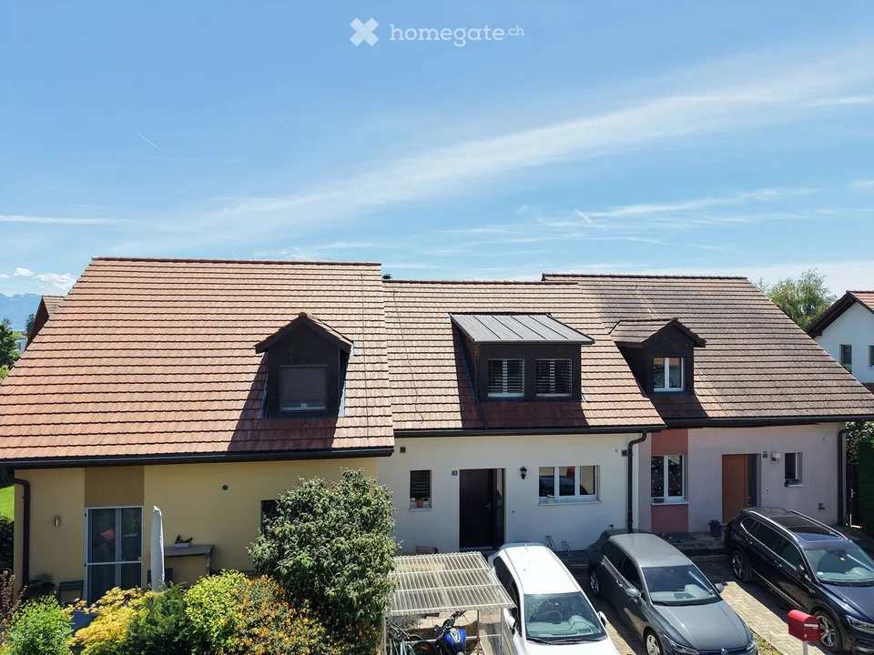 Lumineuse maison avec jardin, proche du lac, de la gare et des commerces (4,5 pces + 1,5 pces)