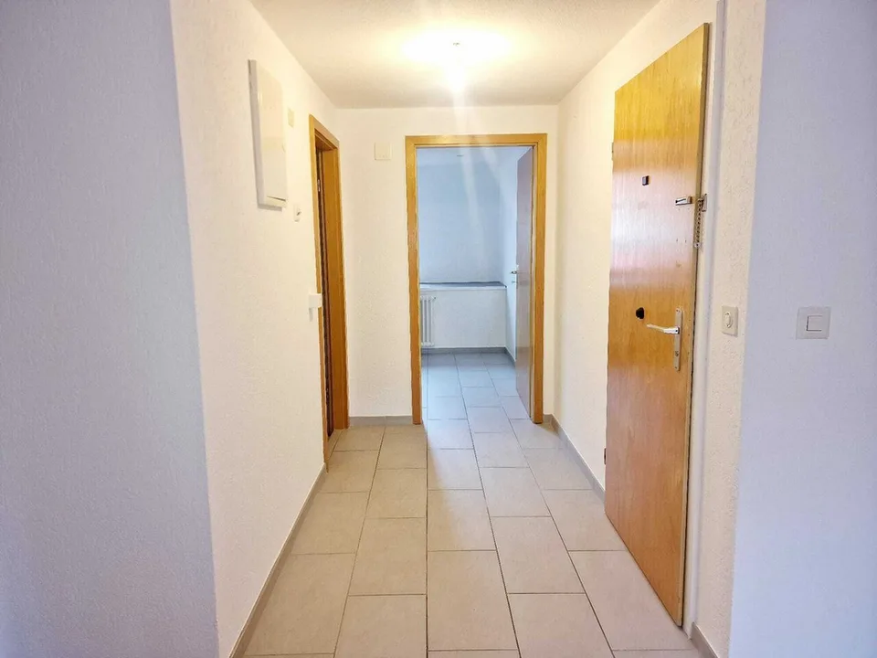 Industrie 34 3 Zimmer unter dem Dach EINE NETTE KAUTION ANGEBOTEN – Foto 7 von 10