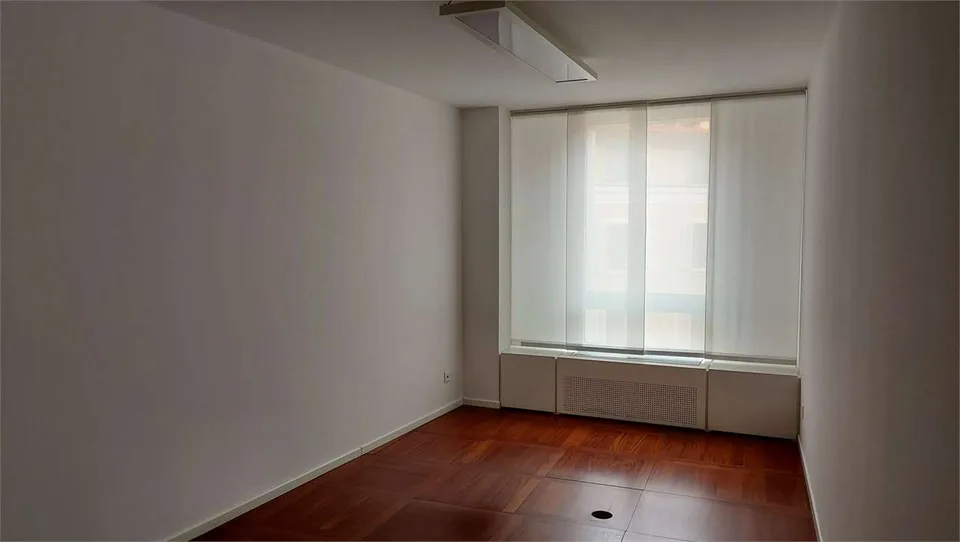 Bureau prestigieux à louer à Lugano – photo 10 sur 13
