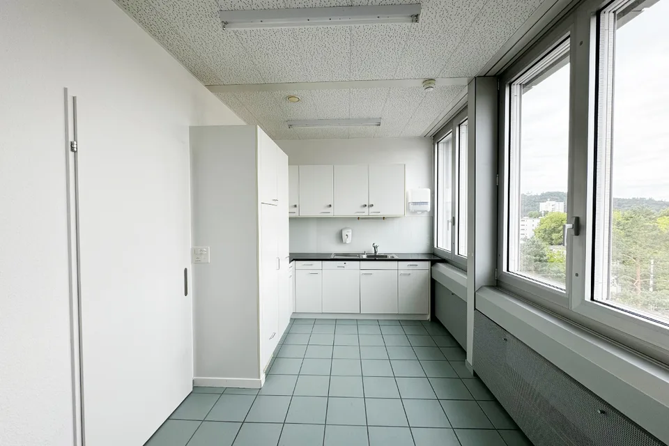Locali di formazione pronti per l'occupazione in una zona ben situata a Winterthur – foto 12 di 18