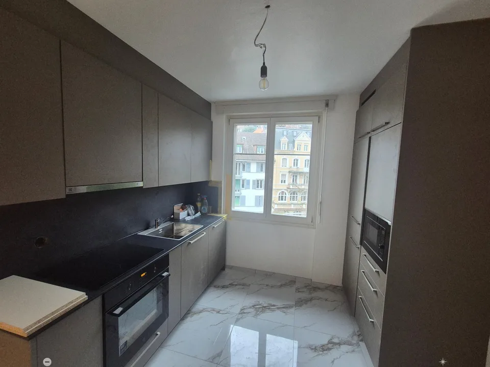Moderne/Renovierte 3 1/2 Zimmerwohnung  in Biel-Bienne (BE)