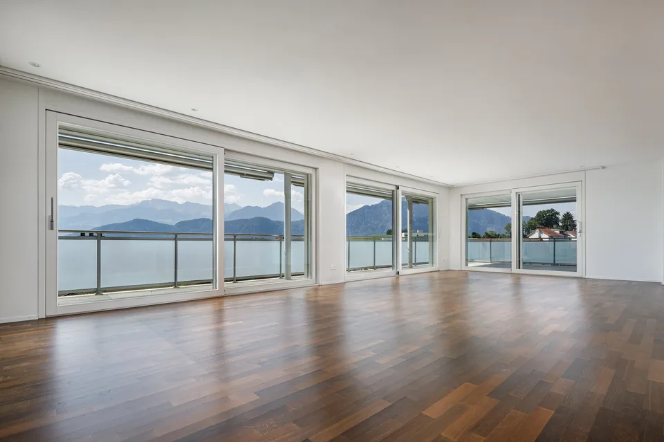 THE VIEW 15