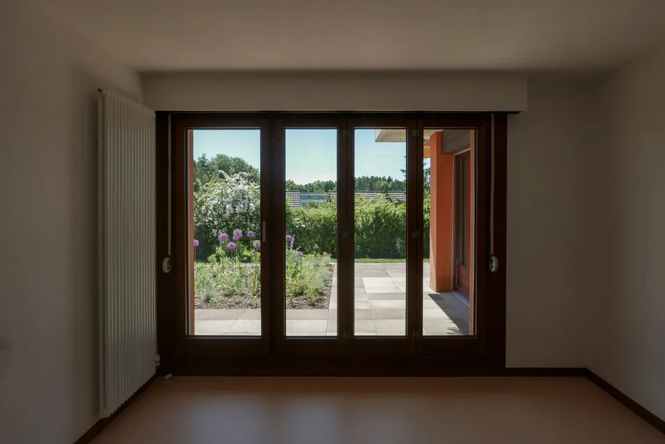 Grosszügige 5.5-Zimmer-Gartenwohnung mit 132 m², sonnigem Garten an ruhiger Lage in Effretikon – Foto 10 von 16