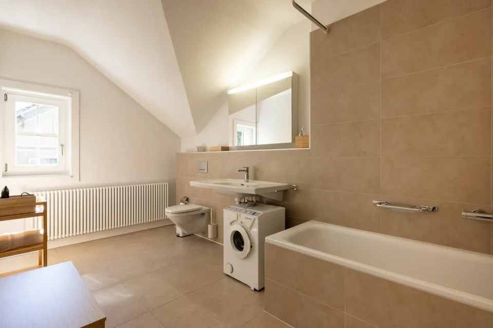 Möbliertes 2.5 Zimmer Business Apartment mit dem Thema Le Corbusier – Foto 12 von 13