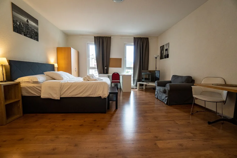 Studio Deluxe Meublé et Équipé – Avec Service hôtelier – photo 7 sur 13