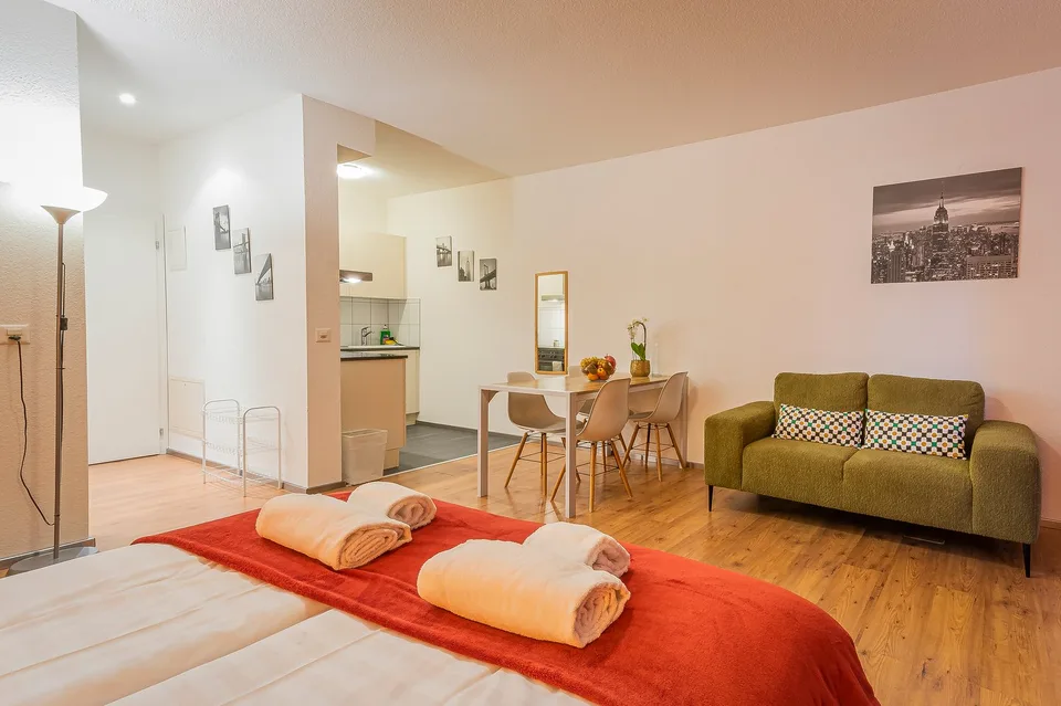 Studio Deluxe Meublé et Équipé – Avec Service hôtelier