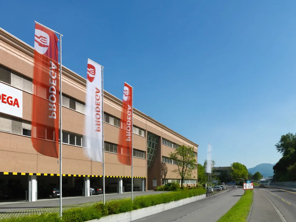 LUGANO NORD - BRIGHT OFFICE OF 333 SQM FOR RENT (ref. 213) – photo 13 of 20