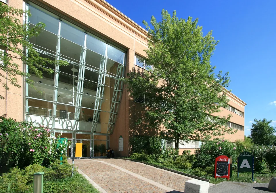 LUGANO NORD - BRIGHT OFFICE OF 333 SQM FOR RENT (ref. 213) – photo 14 of 20