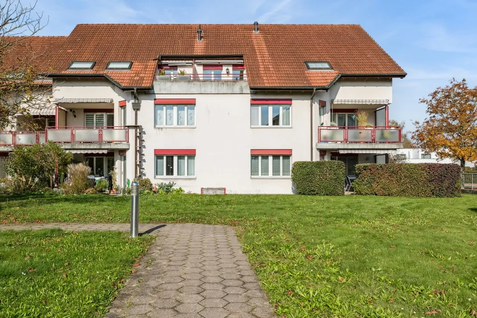 Tiefgarageplatz mit Waschplatz
