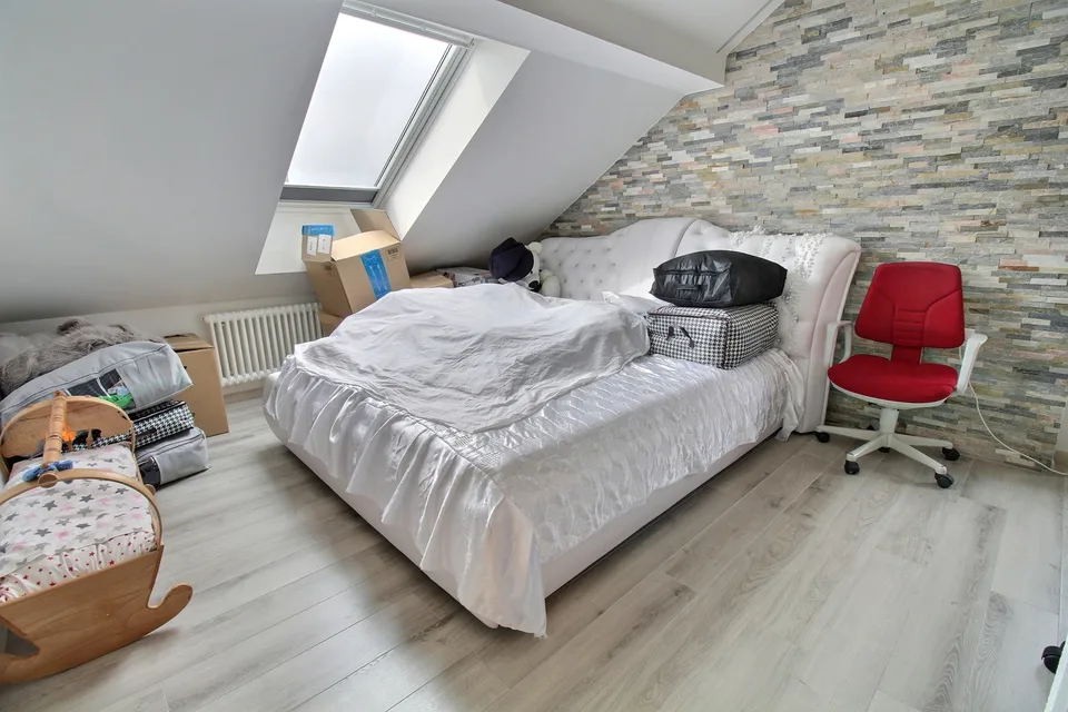 Appartement de 6.5 pièces avec cachet à Misery-Courtion