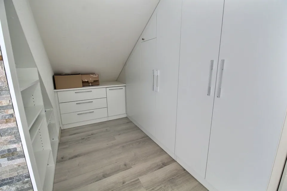 Wohnung mit 6.5 Zimmern und Charme in Misery-Courtion