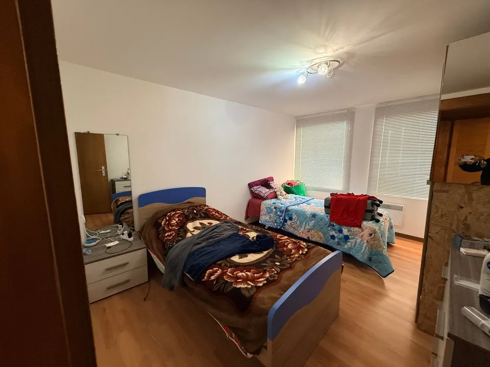 LEASE IN PROGRESS - 3-room apartment with balcony in Bovernier
