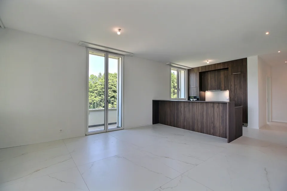 Eccezionale appartamento di 5.5 locali all'ultimo piano in affitto a Marly!