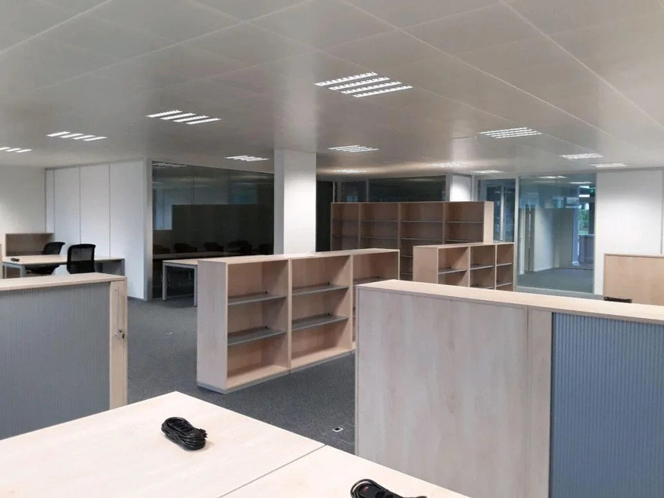 VERSOIX - Bureaux lumineux d'env. 262 m² ? Rez-de-chaussée
