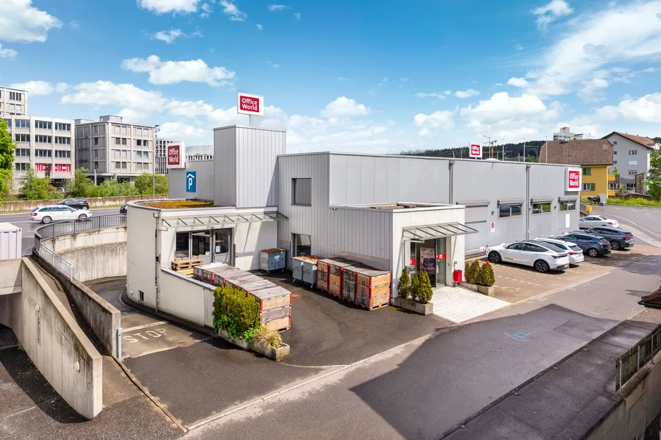 Mehr Raum für Ihr Geschäft  mitten im Entwicklungsgebiet Reussbühl