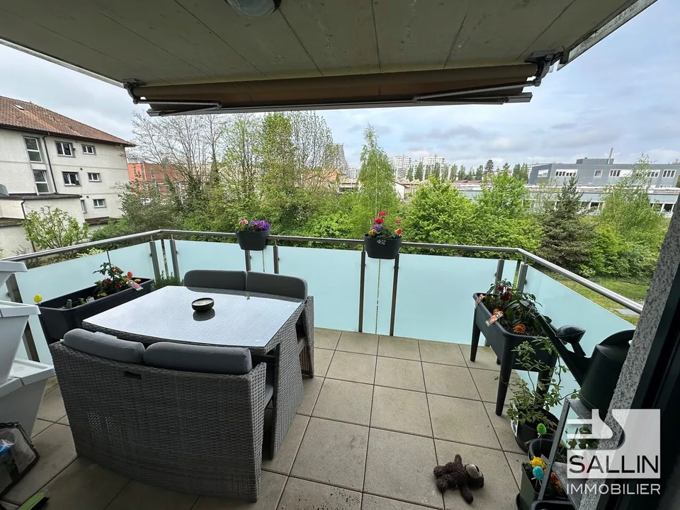 Wohnung mit 3½ Zimmern in der Nähe aller Einrichtungen