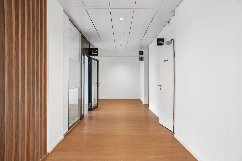 Büro von 181 m² zur Miete in Terre Bonne – Foto 6 von 6