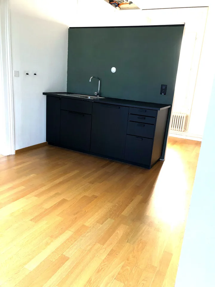 Arbeitsplatz mit Charme - direkt am roten Platz – Foto 6 von 6