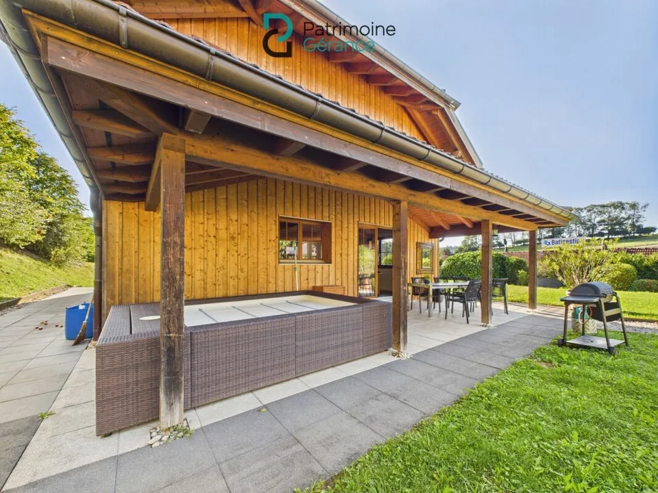 Colocation der höchsten Klasse in einem Einfamilienhaus mit Garten und Swimmingpool – Foto 15 von 19