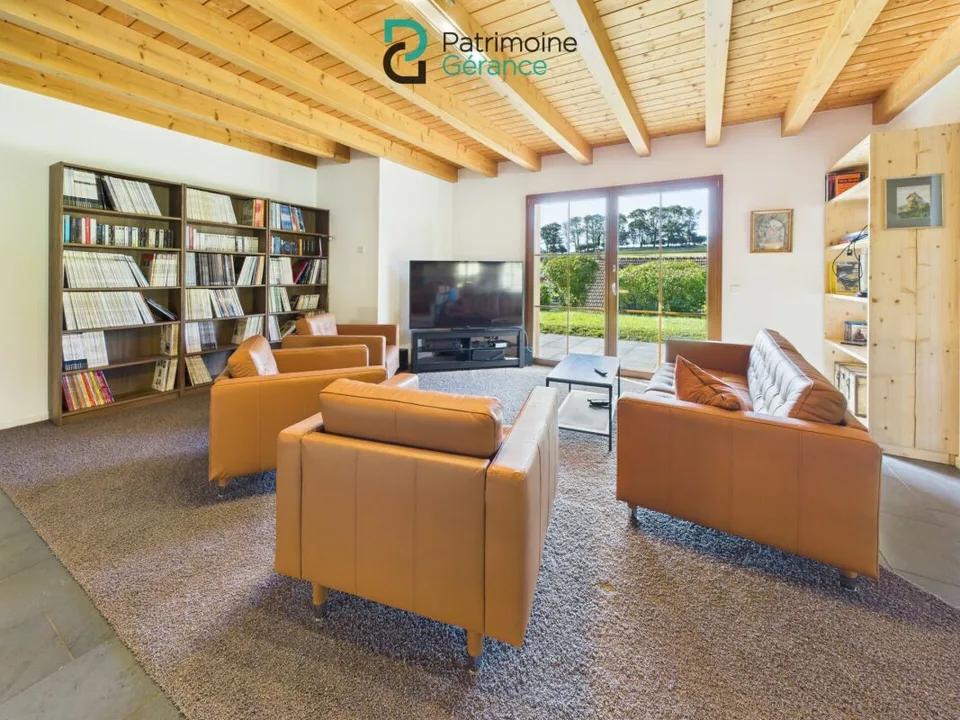 Colocation der höchsten Klasse in einem Einfamilienhaus mit Garten und Swimmingpool – Foto 6 von 19