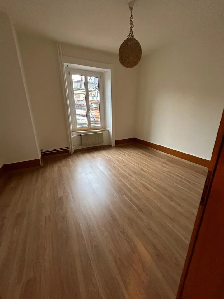 Wohnung zur Miete Geräumige 3.5 Zimmer in einem Traumstandort – Foto 6 von 7