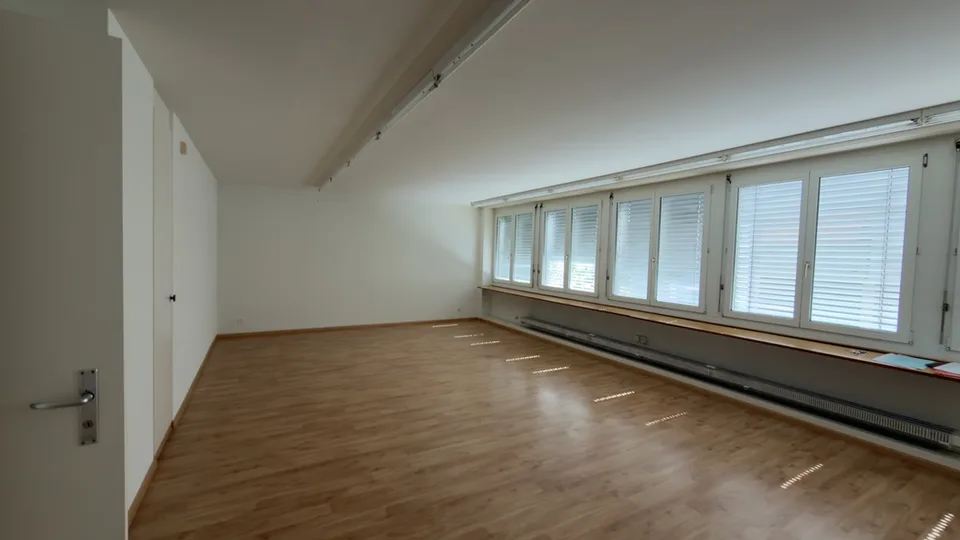 Schöne Büroräumlichkeite an zentraler Lage