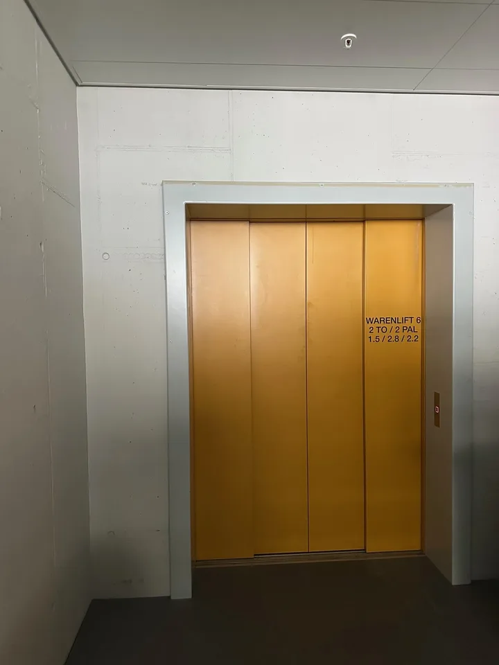 Espace de bureau moderne au Bönicenter Thalwil – Emplacement central avec accessibilité optimale