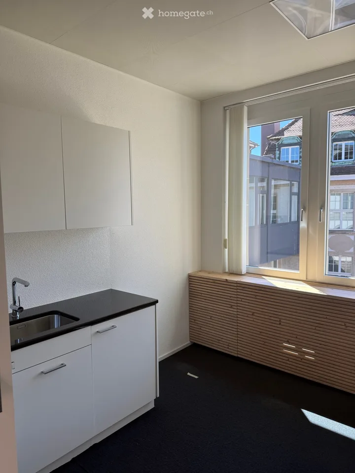 Nachmieter gesucht: Helles 6.5-Zimmer-Büro an zentraler Lage in Olten