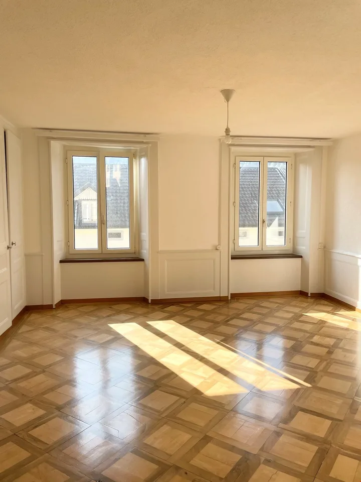 Große 3-Zimmer-Wohnung mit Veranda