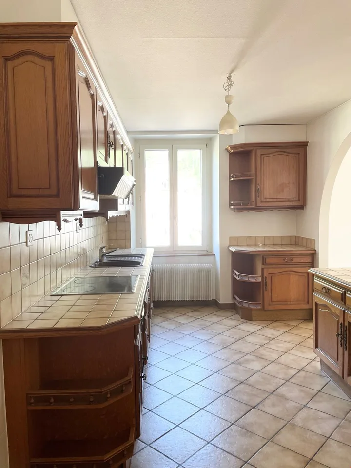 Große 3-Zimmer-Wohnung mit Veranda