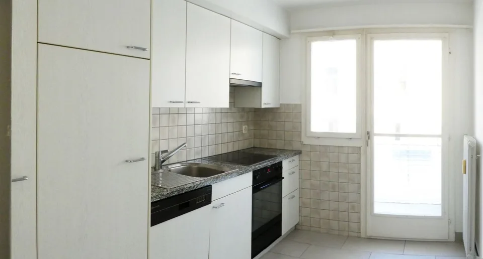 Bello appartamento ristrutturato di 4½ locali al 3° piano con 2 balconi